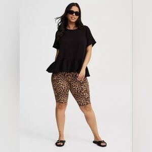 Torrid Short Sleeved Tier Crop Top
